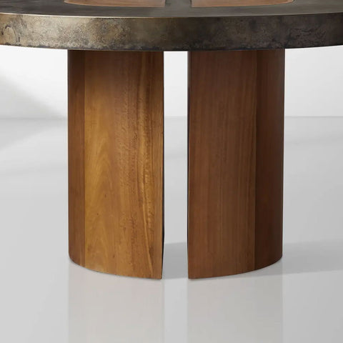 Reclaimed Yukas Wood Acacius Round Dining Table