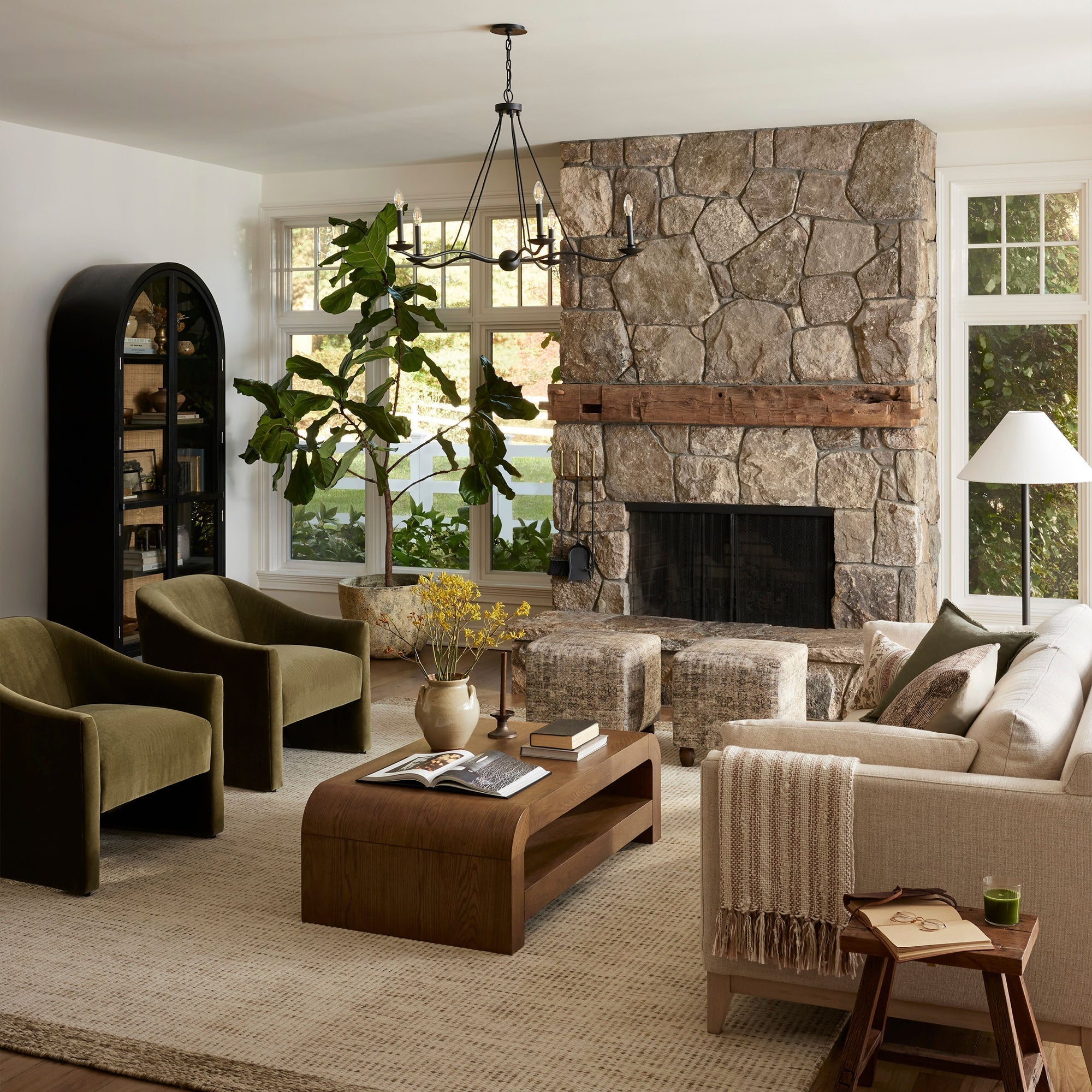 Pierre Mid-Century Modern Wood Coffee Table Sofa Center Tea Table in Oak Veneer