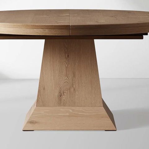 Leighton Round Extension Dining Table with 2 Leaves